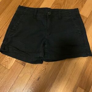American Eagle black midi short